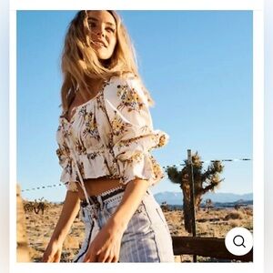 HappyXNature Kate Hudson Floral Printed Pop Cropped Top size large